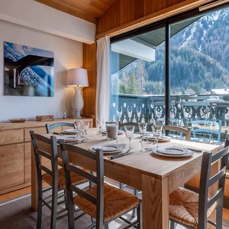 Beautiful With Superb View Of Mont Blanc 샤모니